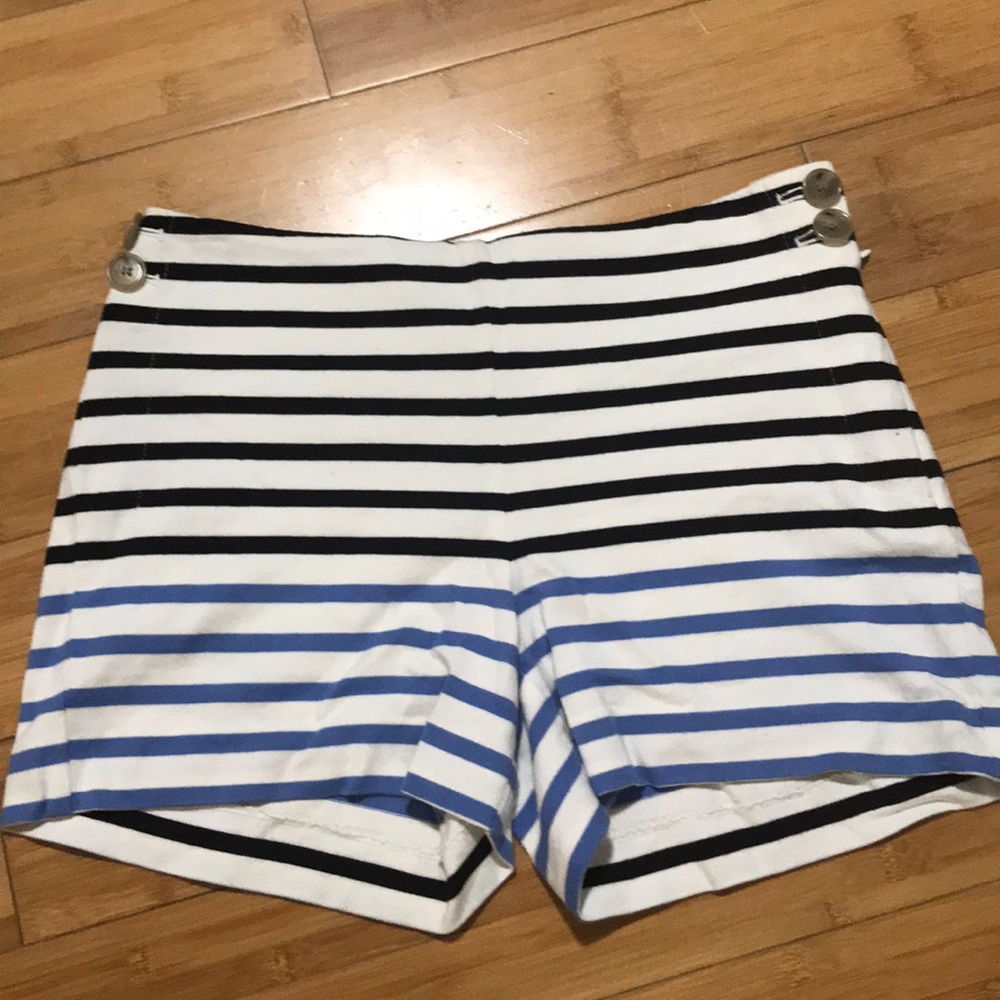 Ann Taylor Loft stripped shorts size 00